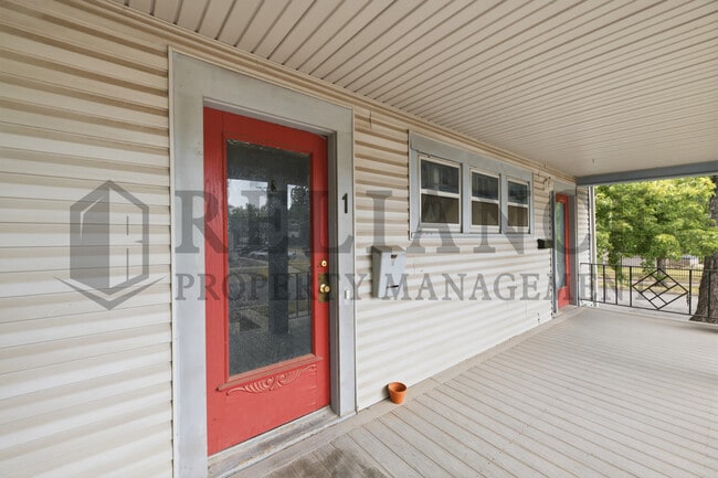 111 N Clifton Ave