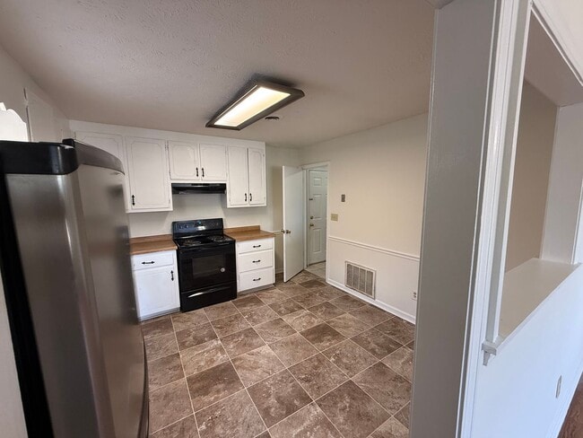 Photo - 2 bed 1 bath duplex in Bogart, just outside of Athens