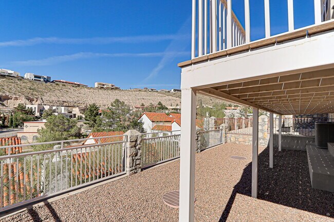 Photo - 4717 Excalibur Dr