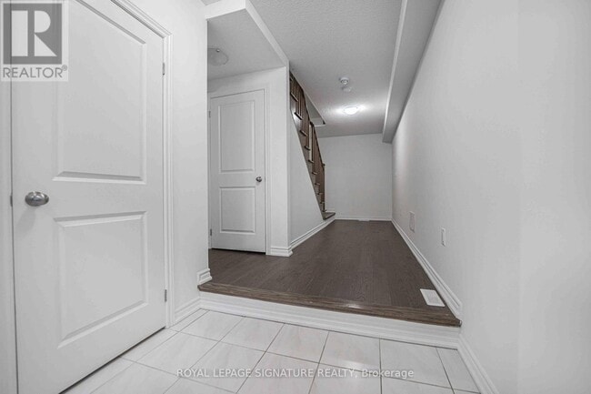 Photo - 6 Ginno Ln