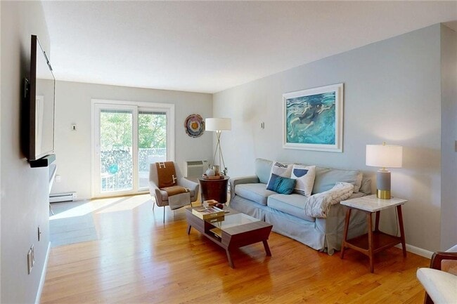 Photo - 43 Bullocks Point Ave