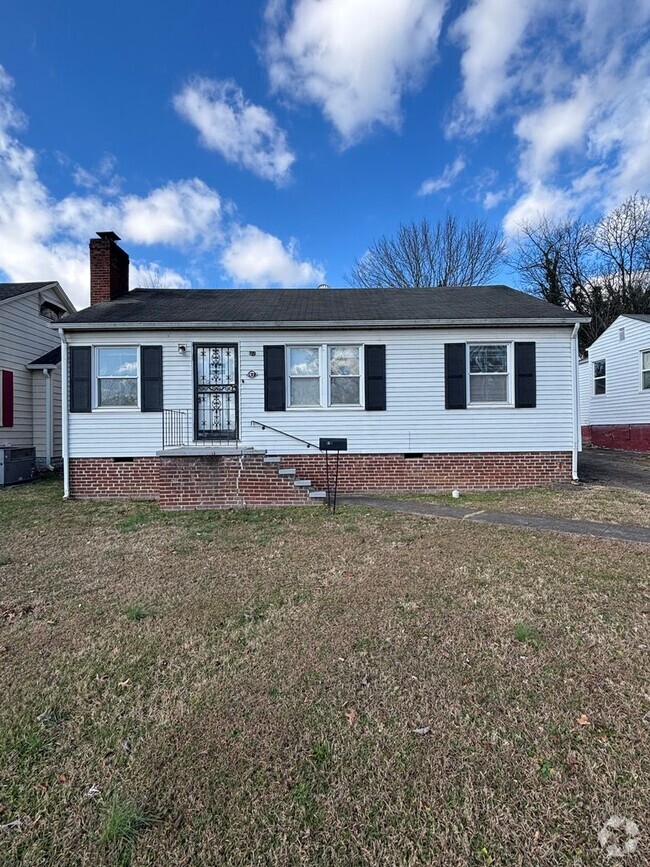 Building Photo - Cozy Cottage ready to rent!! Rental