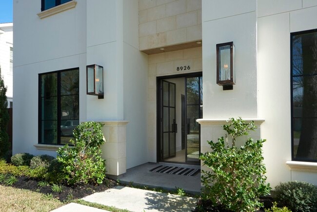 Photo - 8926 Croes Dr