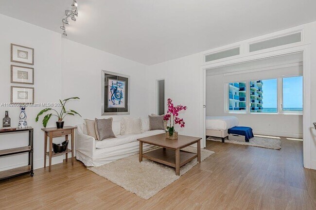 Photo - 2301 Collins Ave Unit 1242