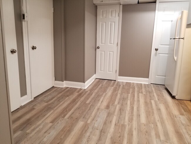 Photo - 219 Locust St Unidad 2