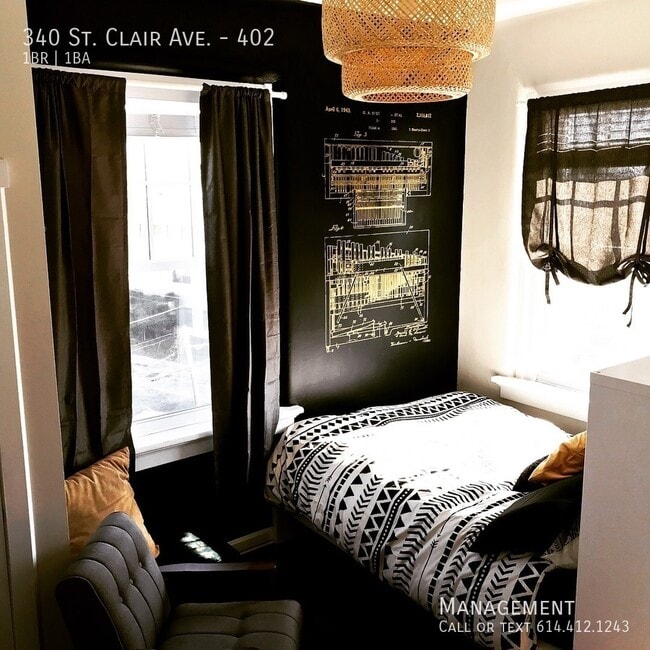Building Photo - 340 St Clair Ave Unit 402