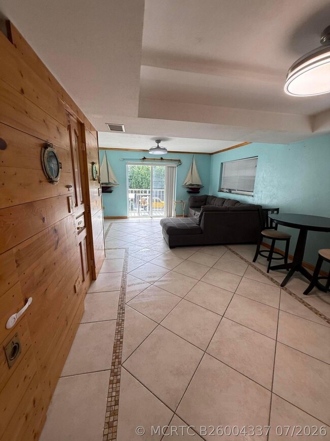 300 Ocean Dr Unit 20