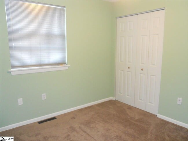 Photo - 2530 E North St Unit 4F