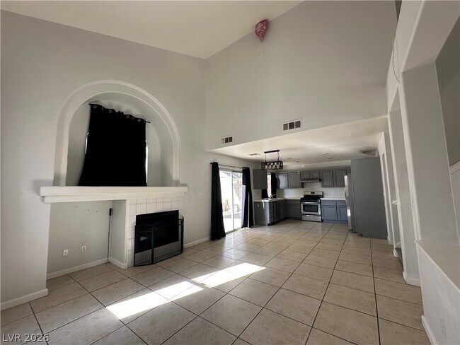 Photo - 8275 Cedar Leaf Dr