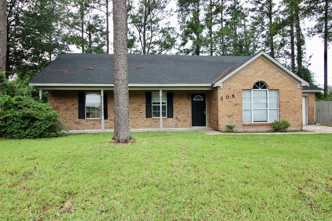 Building Photo - 3BR/2BA Home for Rent: Available Immediately
