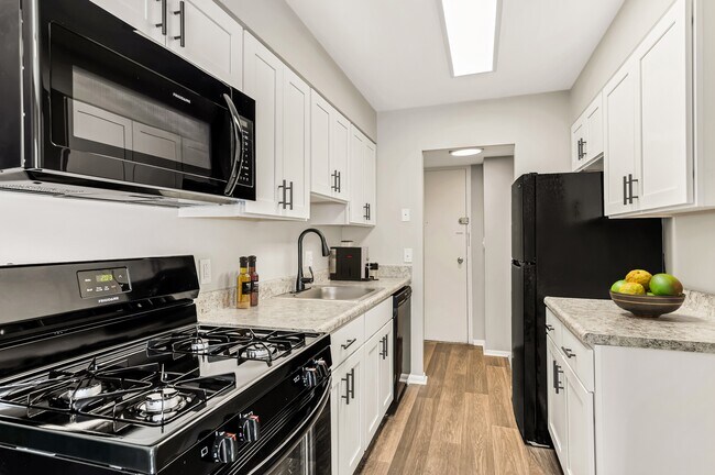 Montgomery White Oak Apartments
