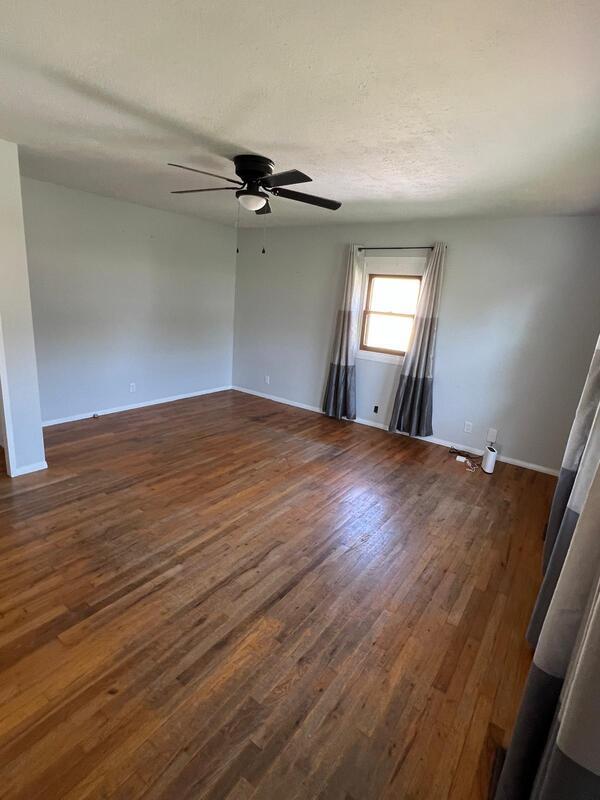 Photo - 9141 Grand Ave