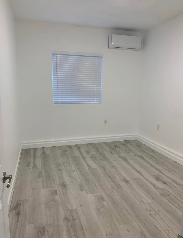 Photo - 6 W 4th St Unit ADU