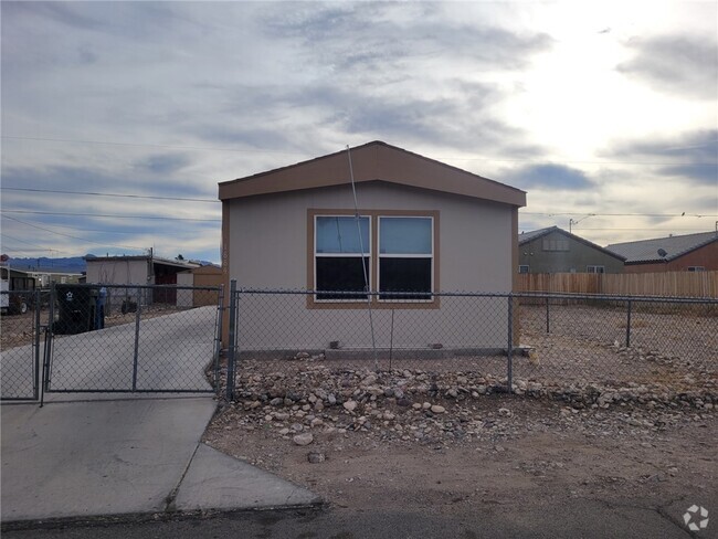 Building Photo - 1884 Montclair Dr Rental