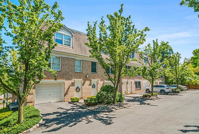 Carriage House Townhomes