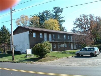 Pershing Apartments - Pershing Apartments