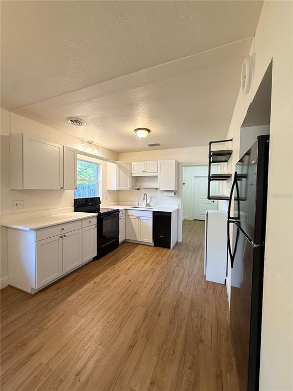 Photo - 1802 Cocoanut Ave