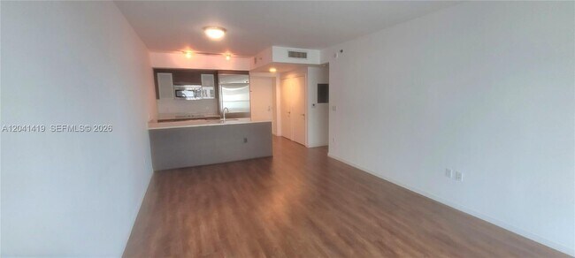 Photo - 500 Brickell Ave Unit 3706