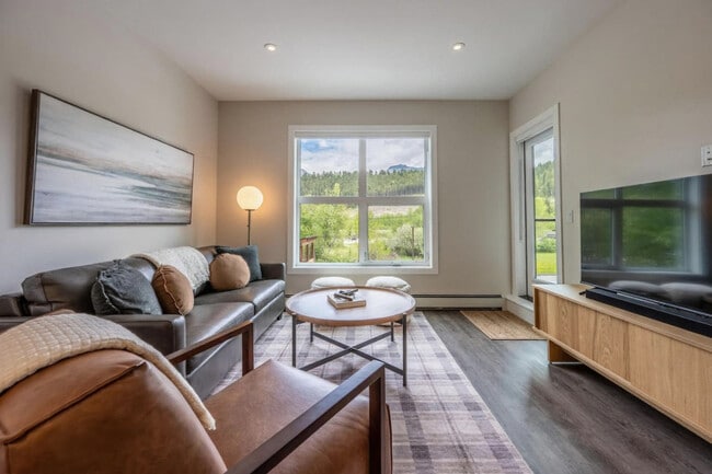 Photo - 901-907 7 St N Unité SI ID1308638P