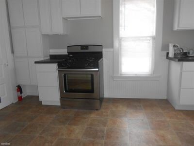 Photo - 45 Fuller Ave SE