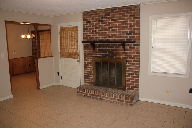 Photo - VillageOak3729 Unit 1