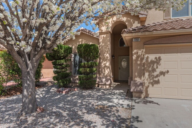 Photo - 7351 Sidewinder Dr NE