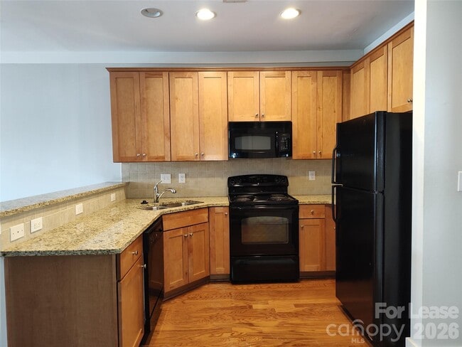 Photo - 718 Cotton Gin Alley