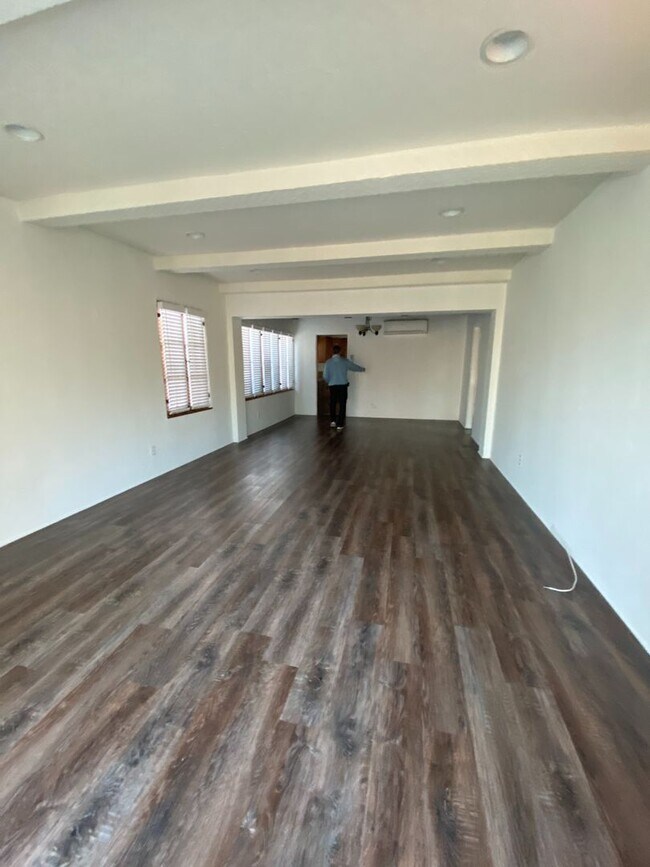 143A 145 Apartment Unit 145 Long Beach, CA