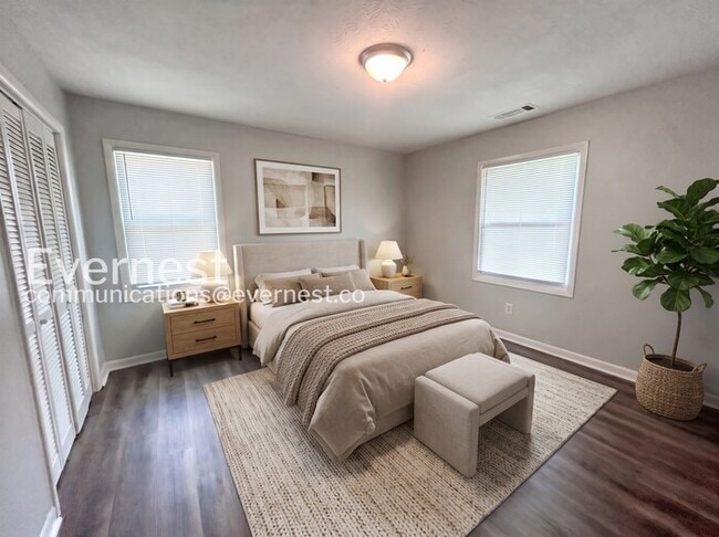 Photo - 5 Bed & 4 Bath House in Lithonia / Pet-Friendly /