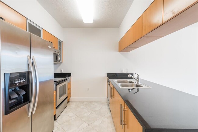 Photo - 1750 N Bayshore Dr Unit 3602