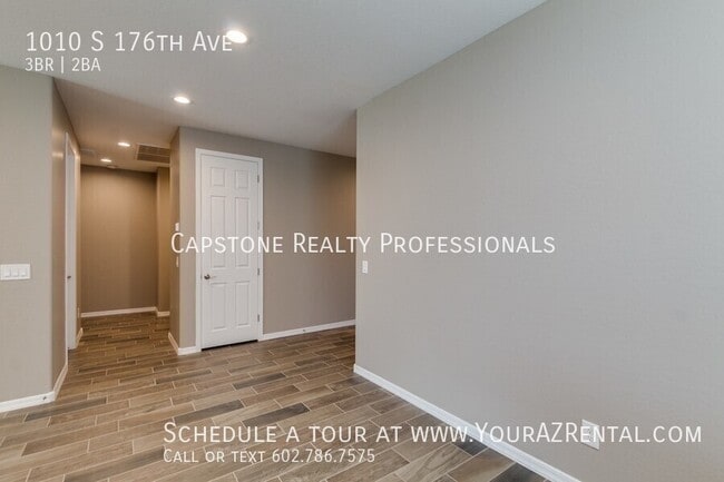 Photo - 1010 S 176th Ave