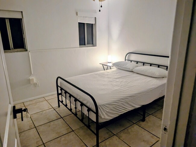 Photo - 8724 Tall Pine Ln Unit Room 2 Shared Bath