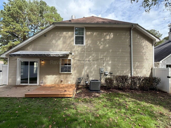 Photo - 104 S Fairfield Dr