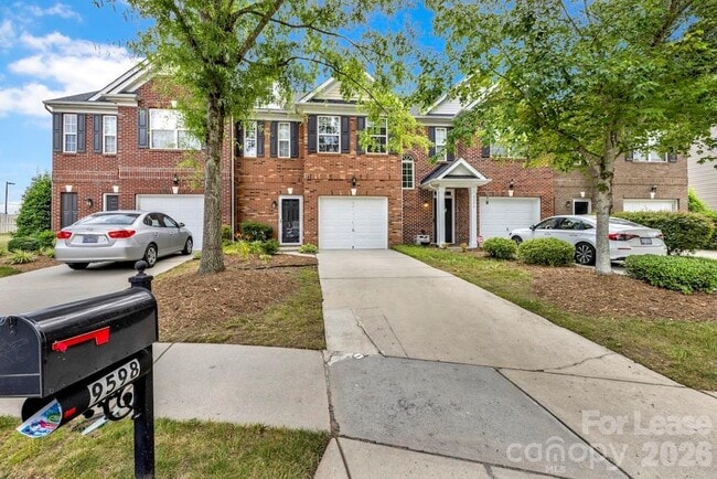 Photo - 9598 Walkers Glen Dr NW