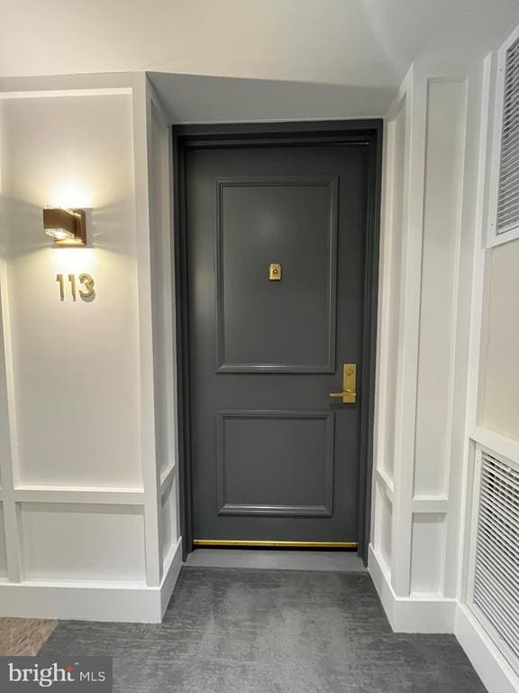 Building Photo - 1637 Oakwood Dr Unit S-113