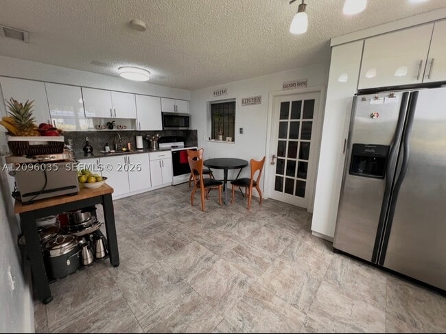 12510 W Golf Dr