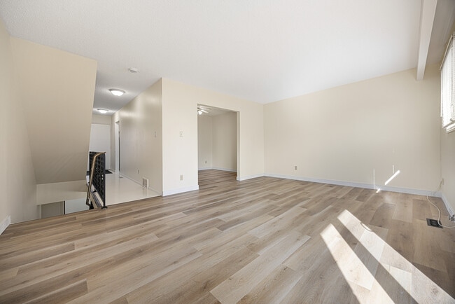 Photo - 105 Golden Eagle Rd