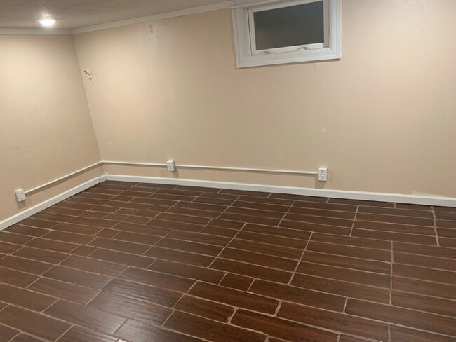 Photo - 3054 Snyder Ave Unit 1