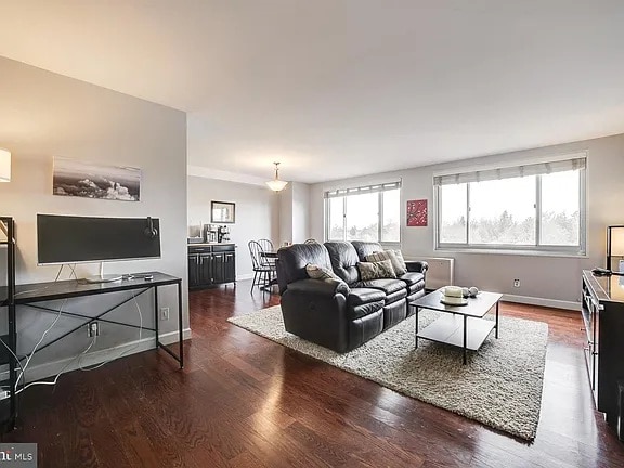 Photo - 1900 Lyttonsville Rd Unidad 1105