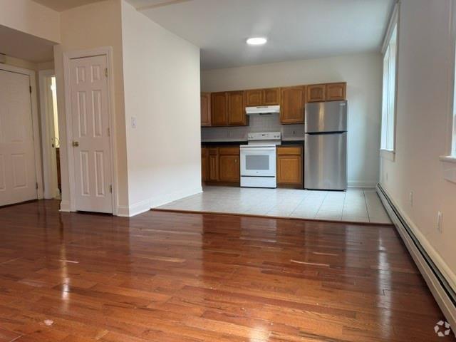 Building Photo - 390 Main St Unit 3 Rental