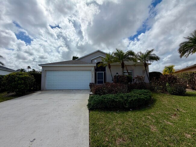 Building Photo - 6295 33rd Manor