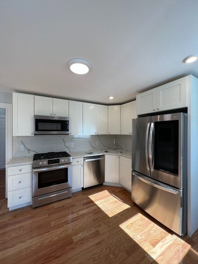 Photo - 3 Mossland St Unit 3