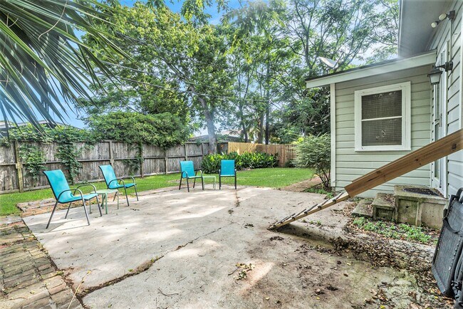 Photo - 116 Whiting Ave