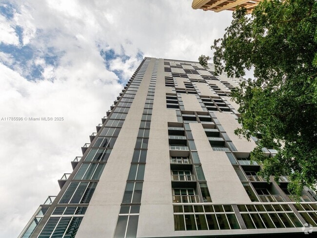 Building Photo - 151 SE 1st St Unit 805 Rental