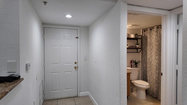 Photo - 241 SW Palm Dr