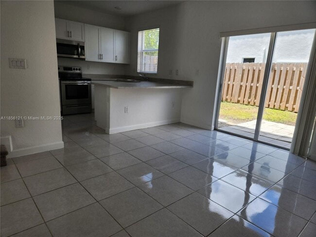 Photo - 1776 SE 27th Rd Unit 1776