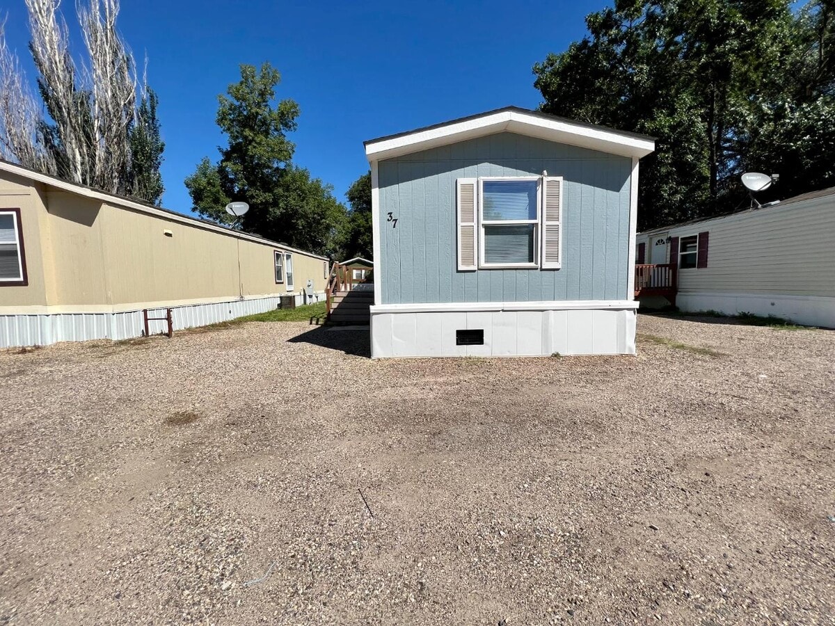 Photo - 1015 27th St SE