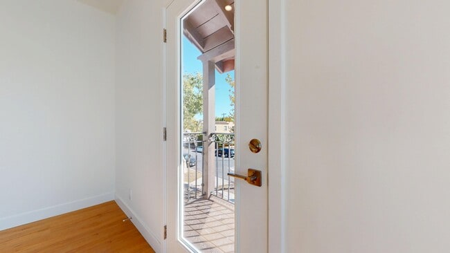 Photo - 5133 W 21st St Unidad 5133.5