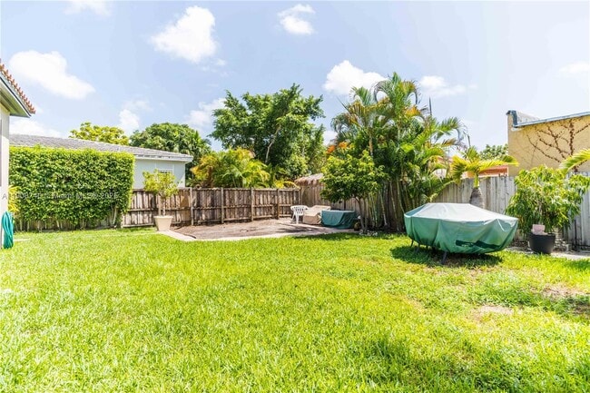 Photo - 1921 SW 18th Ave