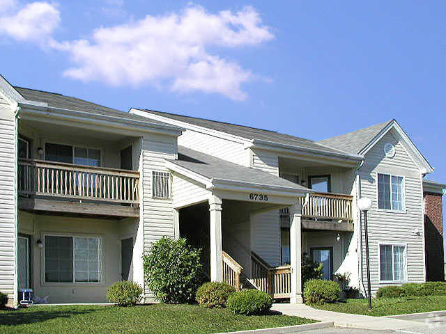 Pinnacle Pointe - Pinnacle Pointe Apartments